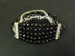 Designer Fashion Bracelet Beaded/Strand Metal Plastic Female Adult Black/Silver -- Used