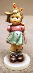 Goebel Hummel Little Girl Figurine 1054 Free Spirit 3-1/2-in First Issue -- Used