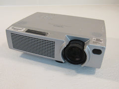 Hitachi LCD Data Video Projector Gray 1024 x 768 Resolution 2200 Lumens CP-X385W -- Used