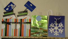 Best Buy Christmas Gift Bags 4 Sizes see decription Qty 11  -- New