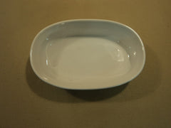 Corning Ware Stoneware Oval With Lid 15-oz French White F-15-B -- Used