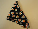 Boots & Barkley Dog Halloween Sweatshirt & Bandana 15 to 25 Pounds 83-04-0323 -- Used