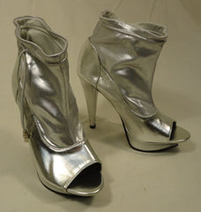 Bumper Open Toe Heels Shoes Man Made Female Adult 7.5 Silver Solid 17-211bm -- New No Tags