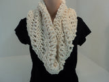 Handcrafted Knitted Cowl Cream Textured Wool Acrylic Blend Drop Stitch Female -- New No Tags