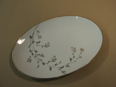 Noritake 5524 Andrea 14in Oval Serving Platter White/Gold/Gray Leafs Stems China -- Used