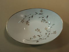 Noritake Andrea 5524 9-in Oval Vegetable White/Gray/Gold Leafs Stems China -- Used