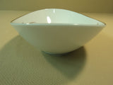 Noritake Andrea 5524 9-in Oval Vegetable White/Gray/Gold Leafs Stems China -- Used