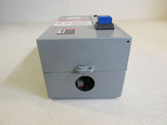 Eaton Non-Reversing Magnetic NEMA Starter 9.5in x 9.5in x 5.5in AN16DN0 SER B1 -- Used