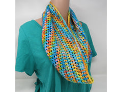 Handcrafted Crocheted Cowl Shawl Wrap Merino Nylon Silk Female Adult Multi-Color -- New No Tags