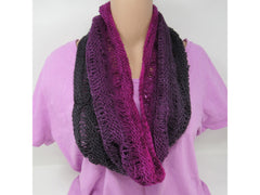 Handcrafted Knitted Cowl Violet/Dark Violet Textured Merino Wool Female Adult -- New No Tags