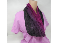 Handcrafted Knitted Cowl Violet/Dark Violet Textured Merino Wool Female Adult -- New No Tags