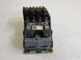 Square D Company Lighting Contactor Class 8903 5.5in x 3.5in L0 40 Metal -- Used