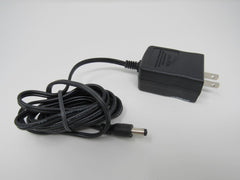 Deer Computer Co LTD AC Adapter Output 4.0-5.5V Input 100V 0.8A 47-63Hz AD1605CF -- Used