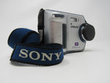 Sony Digital Camera With Case FD Mavica MPEG Movie 6x Precision Zoom MVC-FD100 -- Used