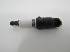 Autolite Copper Core Spark Plug 685 -- New