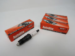 Autolite Copper Core Spark Plugs Lot of 4 2545 -- New