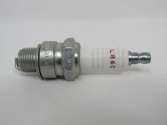 Champion Copper Plus Spark Plug 306 L86C -- New