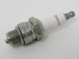 Champion Copper Plus Spark Plug 811 L82C -- New