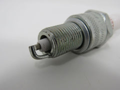 Champion Copper Plus Spark Plug 405 RH14YC -- New