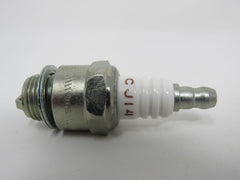 Champion Copper Plus Spark Plug 846 CJ14 -- New