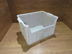 Microphor Inc Storage Container 20.5in x 15.5in x 12.5in White -- Used