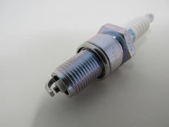 NGK Spark Plug 7734 BPR5ES -- New