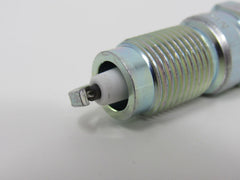 NGK V-Power Spark Plug TR5-1 7060 -- New