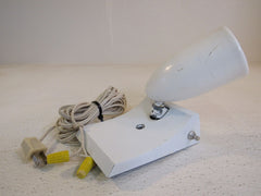 Swivelier Wired Portable Spot Lamp Light Fixture 14-ft Cord 15-109 Metal -- Used