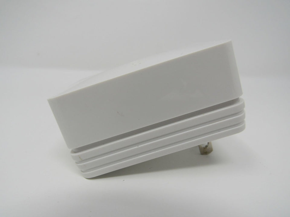 Netgear Universal WiFi Range Extender Booster White WN1000RP