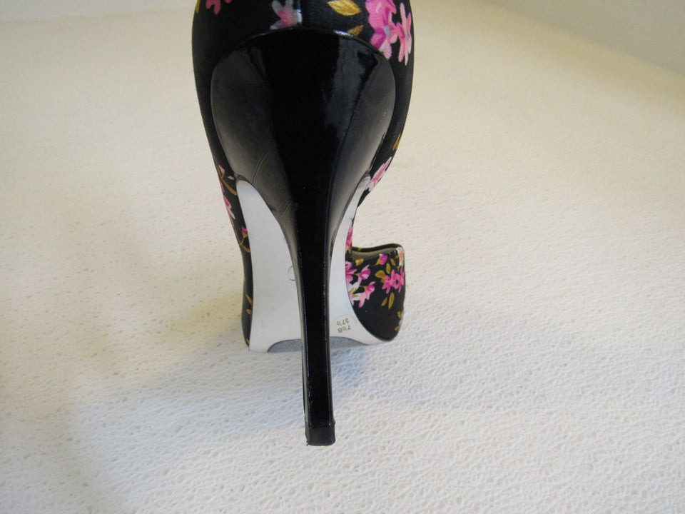 Jessica Simpson Heels Josette 3 in Fabric Female Size 7.5B Floral Jakemart