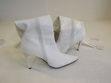 Ellie Fashion Knee-High High Heel Boots White Vinyl Female Size 8 -- Used