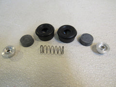 Carquest Wheel Cylinder Kit Brakes C64 -- New